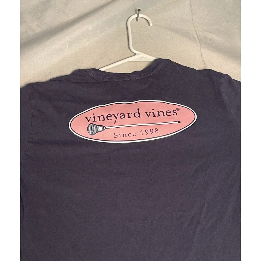 Vineyard Vines Boys T-Shirt Medium 18 Navy Logo Graphic Lacross Since 1998 *READ